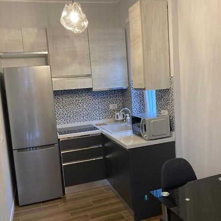 Apartment Zurigo Milan Bagian luar foto