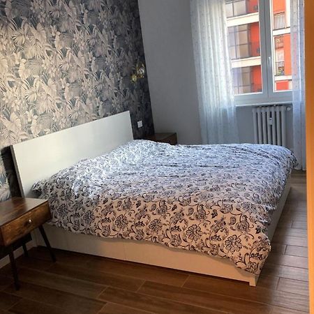 Apartment Zurigo Milan Bagian luar foto
